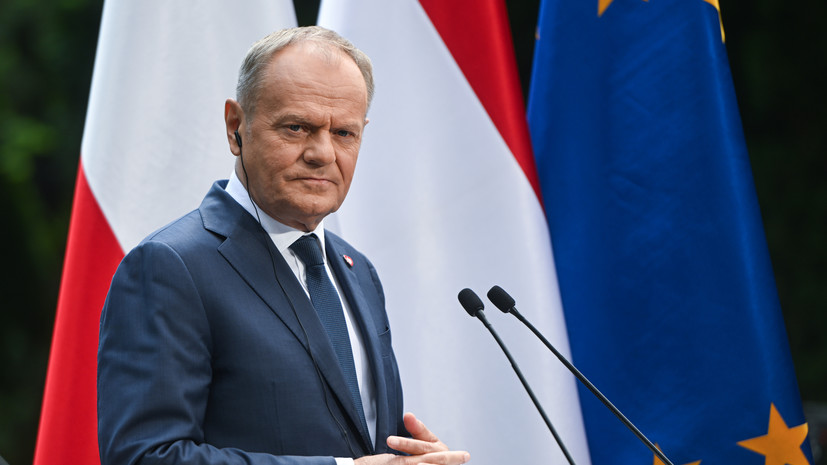 Туск: НАТО может решительно отреагировать на происходящее на Украине