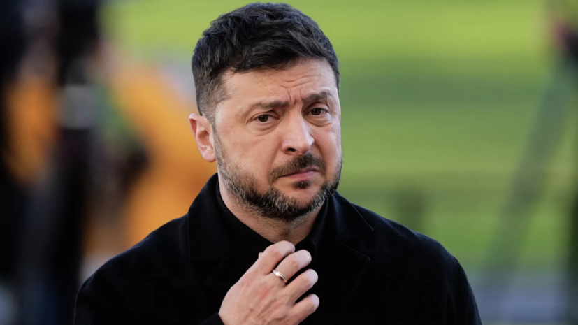 Monde: скандал с Ермаком усугубил положение Зеленского