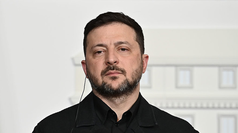 Депутат Польши Скалик призвал после лишения Зеленского ордена прекратить помощь