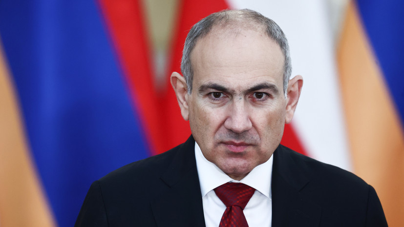 Пашинян приказал увести со встречи с избирателями несогласную с ним женщину