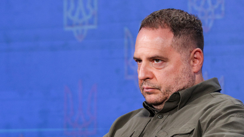 РИА Новости: Ермак начал медиакампанию против Буданова