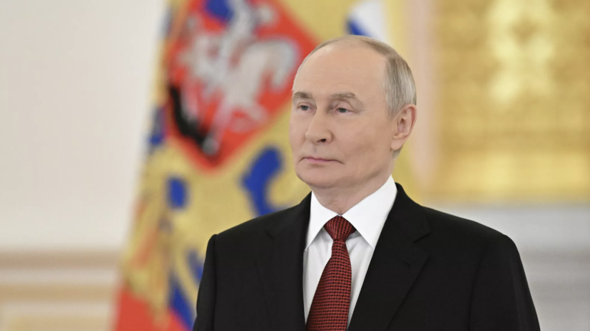 Путин поздравил два полка с присвоением звания «гвардейский»