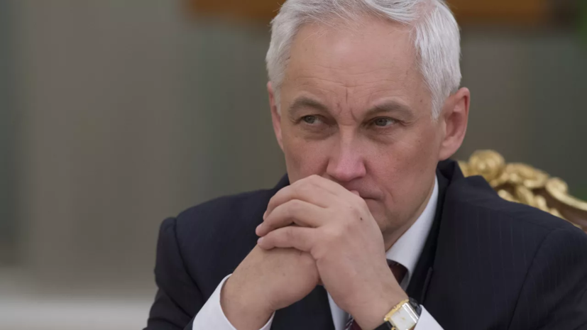 Белоусов и участники СВО возложили цветы к Могиле Неизвестного Солдата