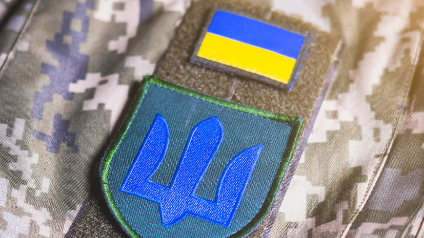 В Киеве военный устроил пикет против условий службы в ВСУ