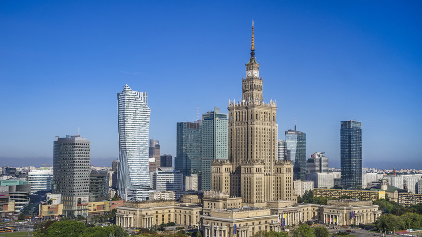 В МВД Польши заявили об уравнивании украинцев в правах с другими иностранцами