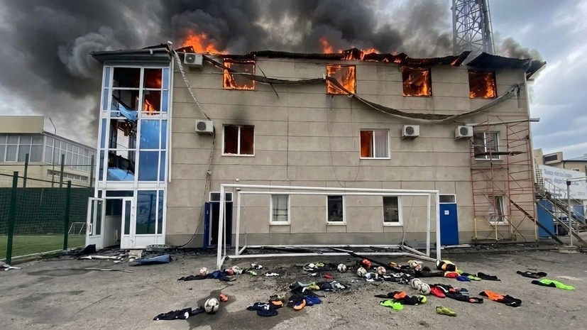 «Почувствовал, что оказался в духовке»: пожар уничтожил базу и всё имущество клуба «Машук-КМВ», жертв удалось избежать