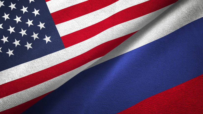 Карлсон: группа злонамеренных людей хочет втянуть США в войну с Россией