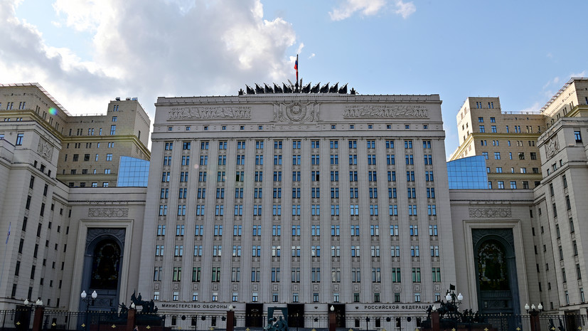 Два сухогруза с грузом военного назначения уничтожены в порту Одесса