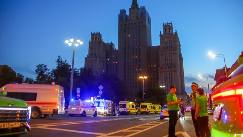 НАК: погибший при взрыве в Москве охранник не пустил в кафе женщину с бомбой