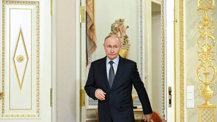 Песков заявил, что Путин пока не планирует проводить встречу с Галлахером