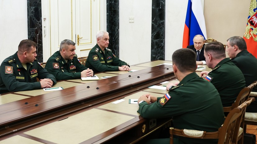Новые командующие в зоне СВО и глава беспилотных войск: Путин провёл кадровые перестановки в Минобороны
