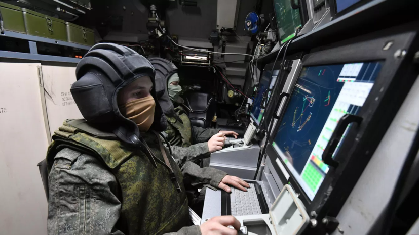 Российские военные перехватили более десяти БПЛА R-18 над Херсонской областью