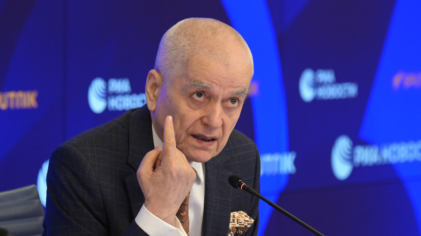 Онищенко: США в августе может ждать новая вспышка инфекции со «взрывной» диареей