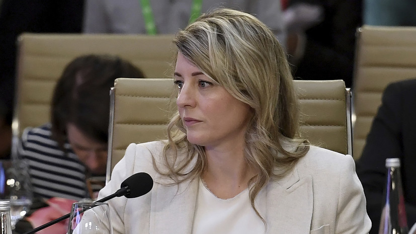 Канада запретила экспорт в Россию товаров, пригодных для производства оружия